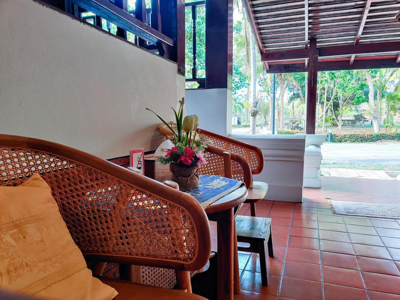 Nan Bluesky Resort And Spa Exterior photo