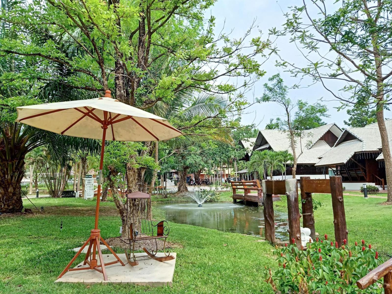 Nan Bluesky Resort And Spa Exterior photo
