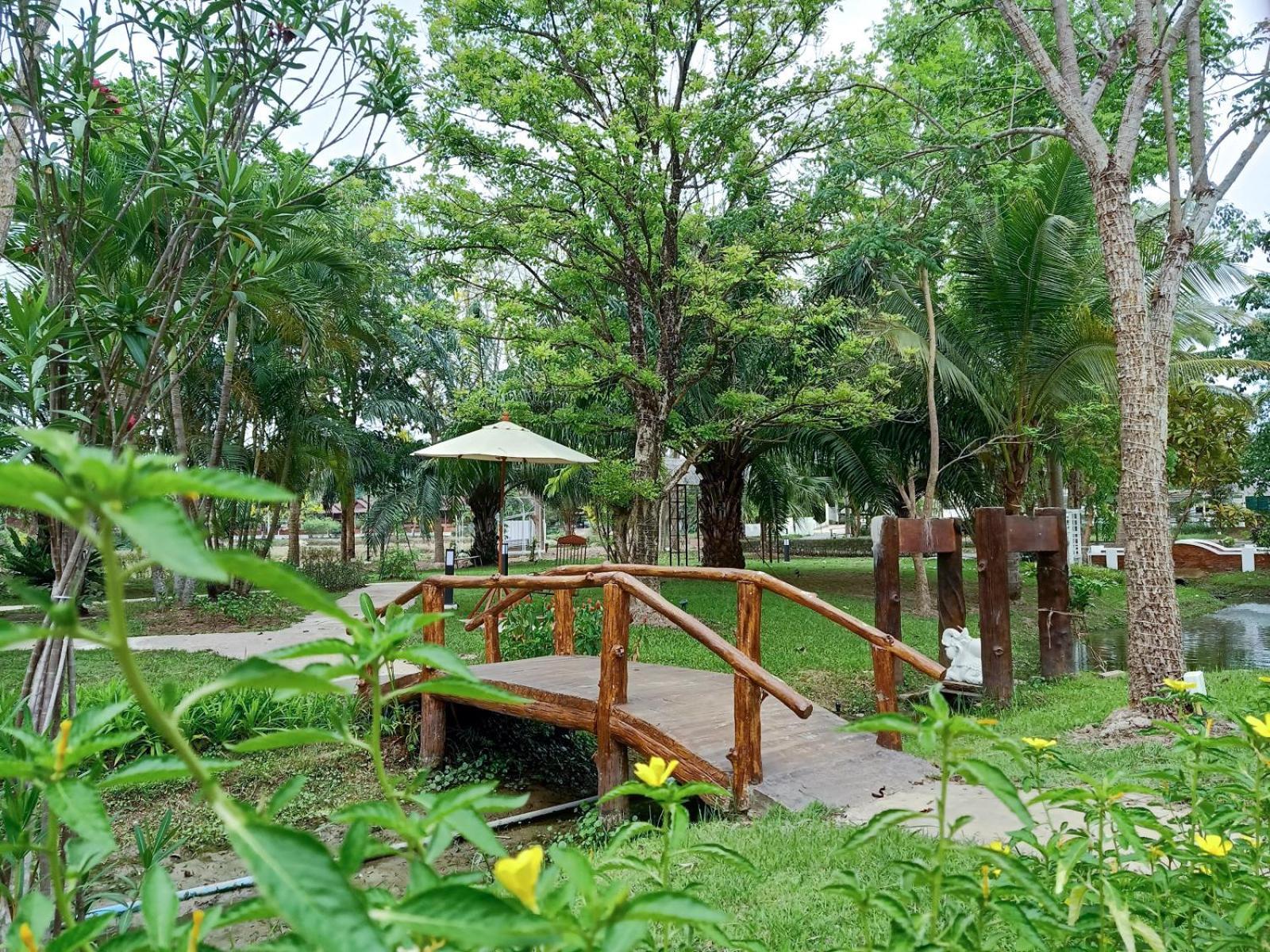 Nan Bluesky Resort And Spa Exterior photo