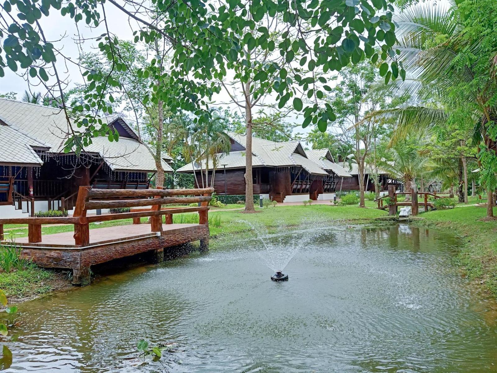 Nan Bluesky Resort And Spa Exterior photo